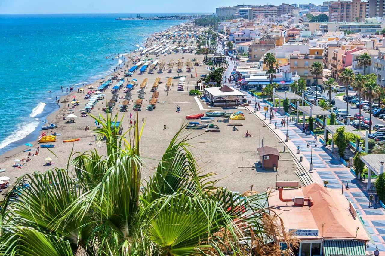 Semi-Detached Adosado Con Encanto -130 M2 - Wifi 600 Mb - Piscina Comunitaria - Patio Privado Torremolinos Exterior foto